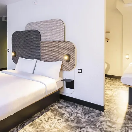 Hotel Cité De L'espace Gonord 3*